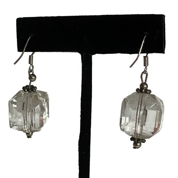 Clear Block Bead & Silver-tone Drop Pierced Earrings - Picture 2 of 5